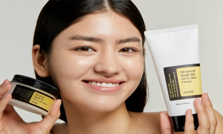 مقایسه کرم کاسهای حلزون کوزارکس و کرم هیالورونیک کوزارکس